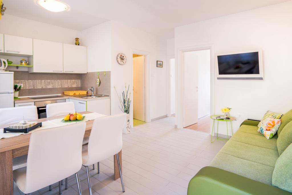 Apartments Iva Krk Town Exterior photo